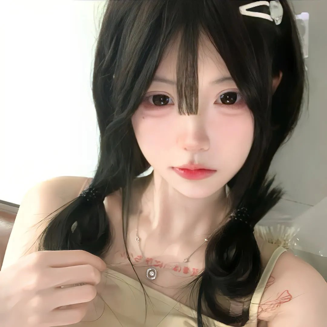 钢铁少女团